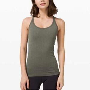Lululemon Ebb to Street Tank Top Sz 8 Grey Sage Ribbed Racerback Yoga B/C Cup